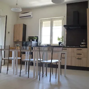 https://la-via-di-casa.sicilyhotelsitaly.net